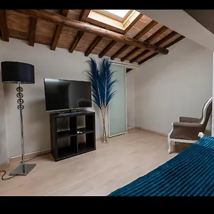  Apartment Privilege Dior